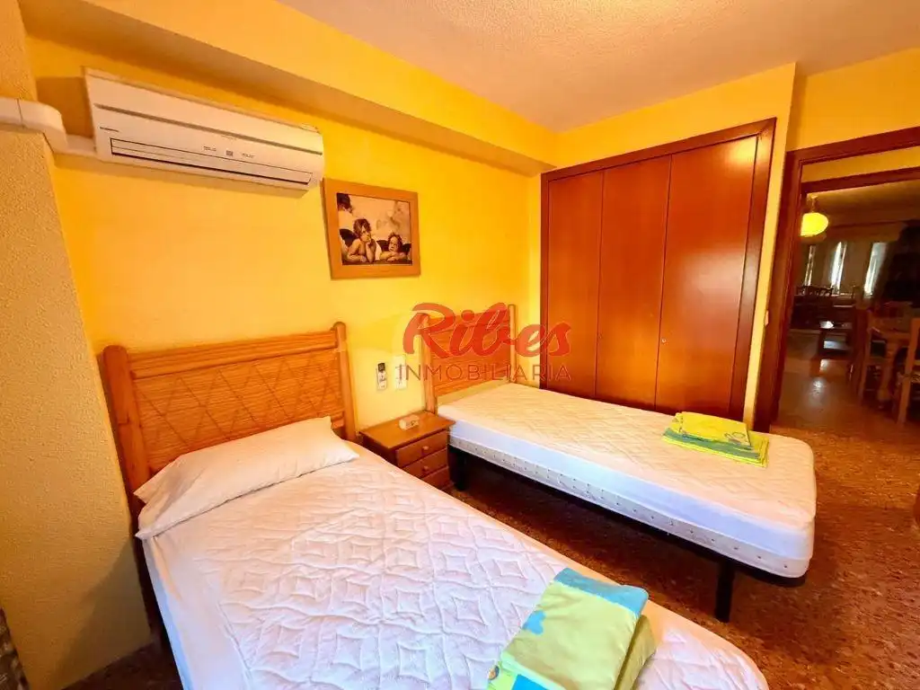 Bedroom of Apartments for sale in Racó
