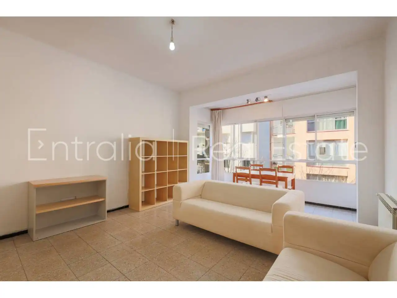 Appartamento con terrazza in vendita a Calle Francesc de Ciurana