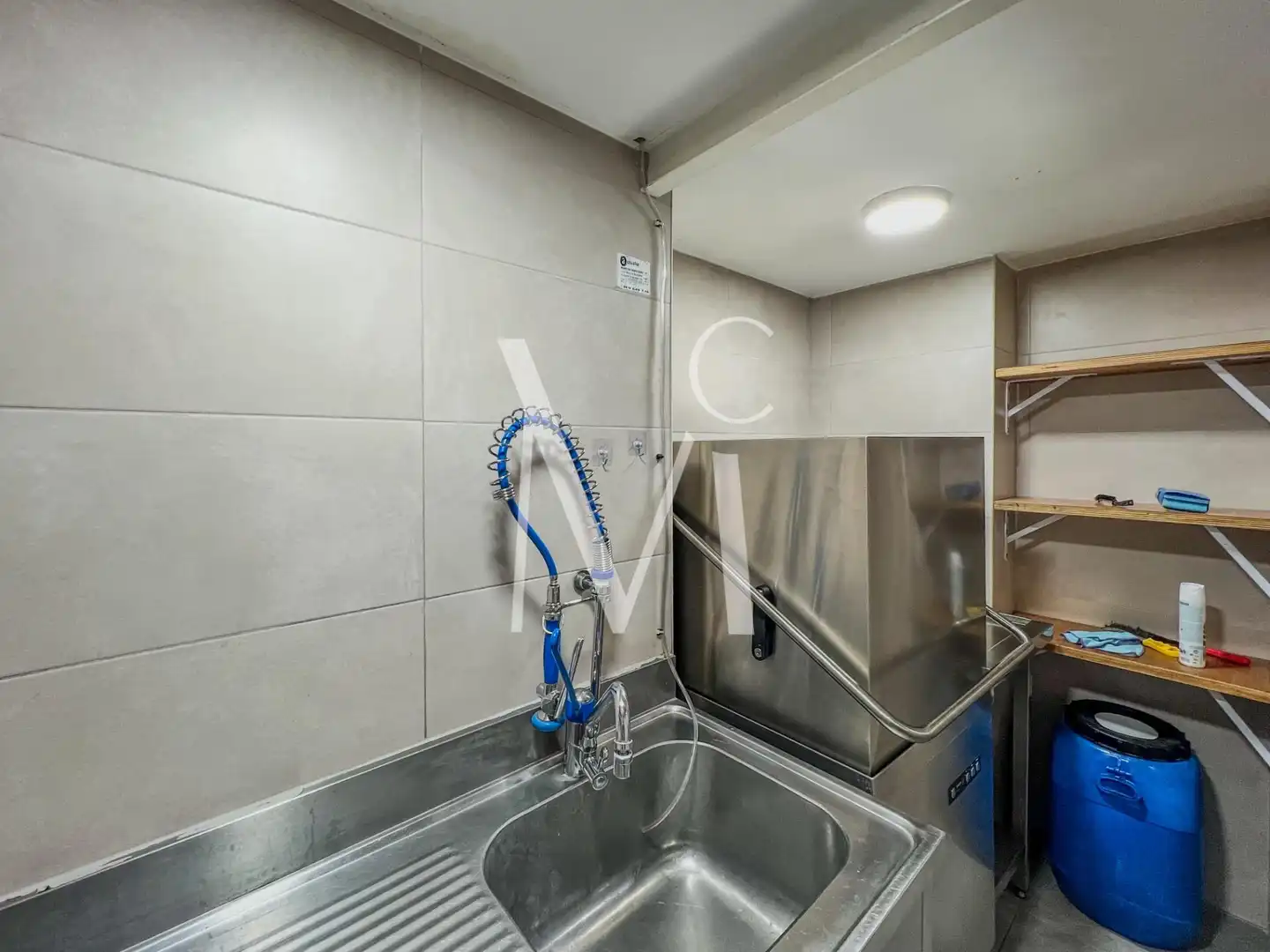 Cocina de Local de alquiler en Valencia