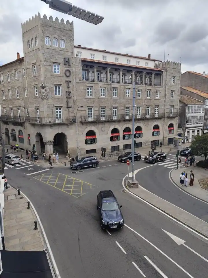 Vista exterior de Piso en venta en Santiago de Compostela  con Calefacción y Amueblado