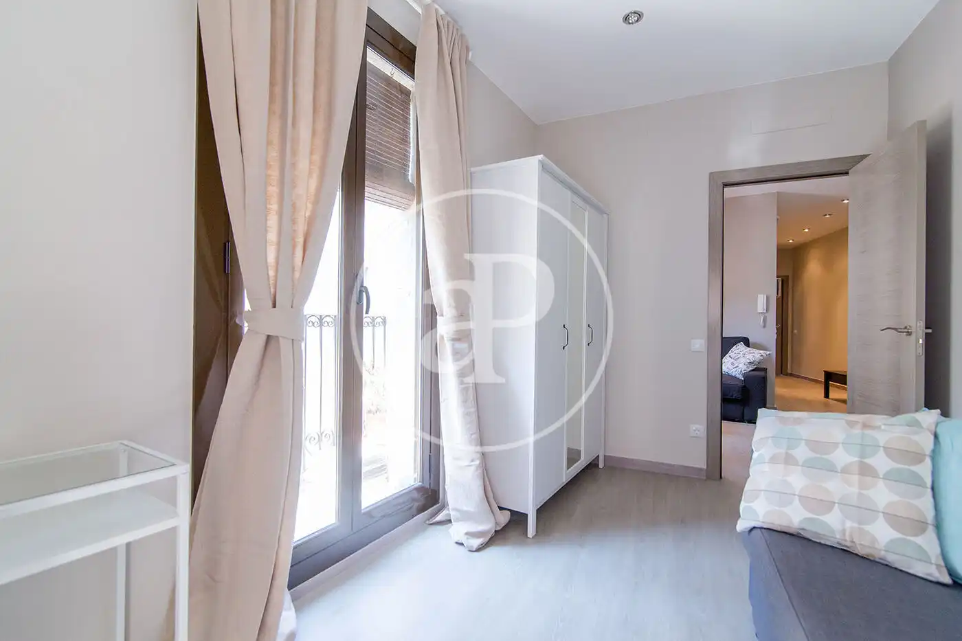 Piso de alquiler en Carrer de Joaquín Costa, El Raval