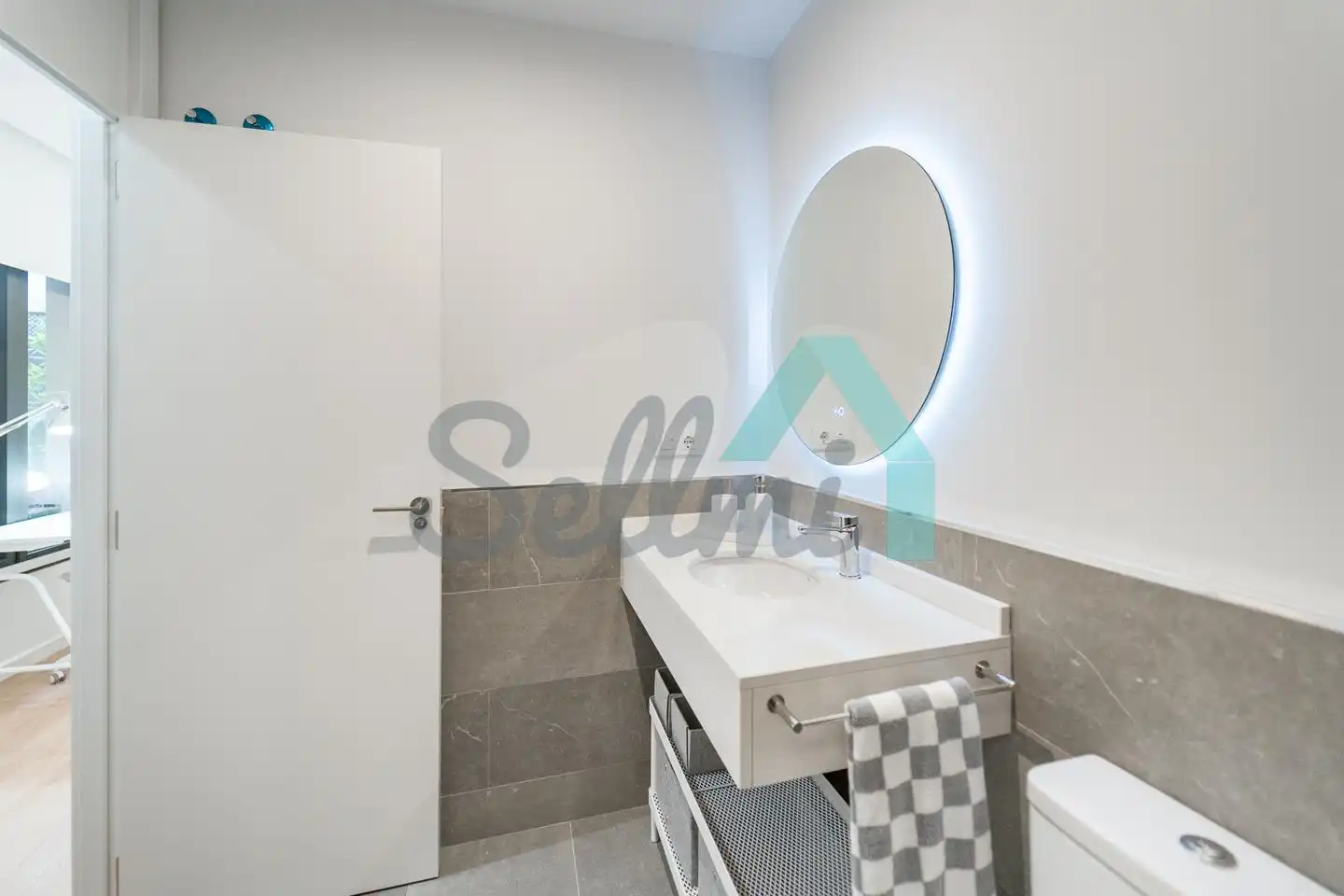 Wohnung zur Miete in Cervantes, Plaza de América