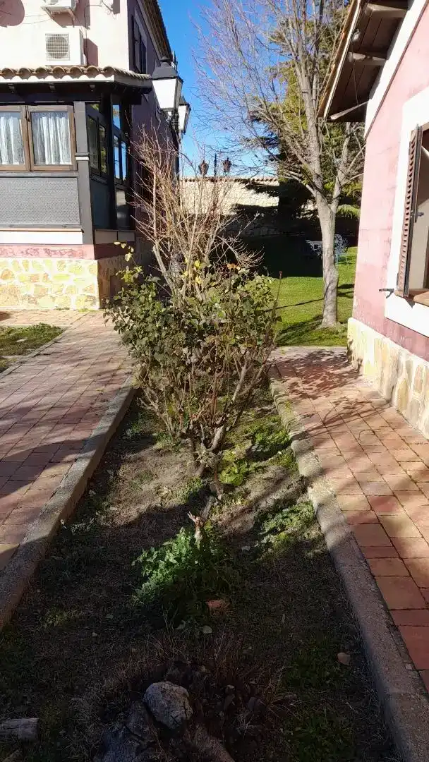 Jardín de Finca rústica en venta en Cuenca con Aire acondicionado, Jardín privado y Parquet