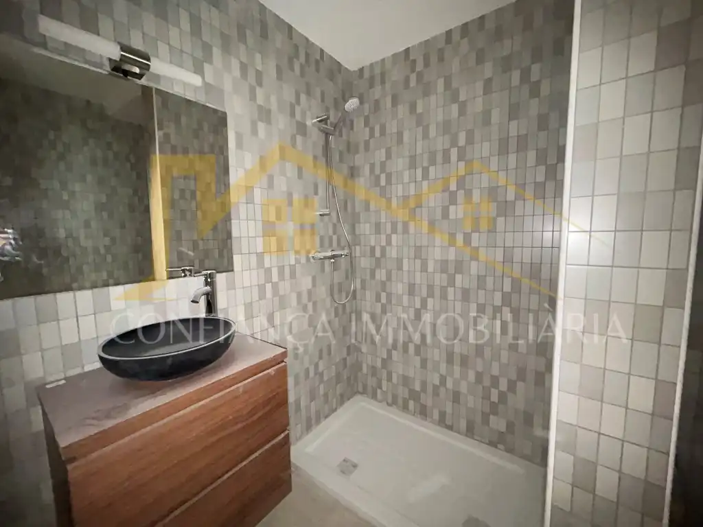 Piso con ascensor en venta en Carrer Vernís, imagen 9
