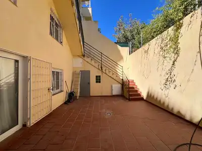 Vista exterior de Planta baja en venta en Fuengirola con Aire acondicionado, Calefacción y Terraza