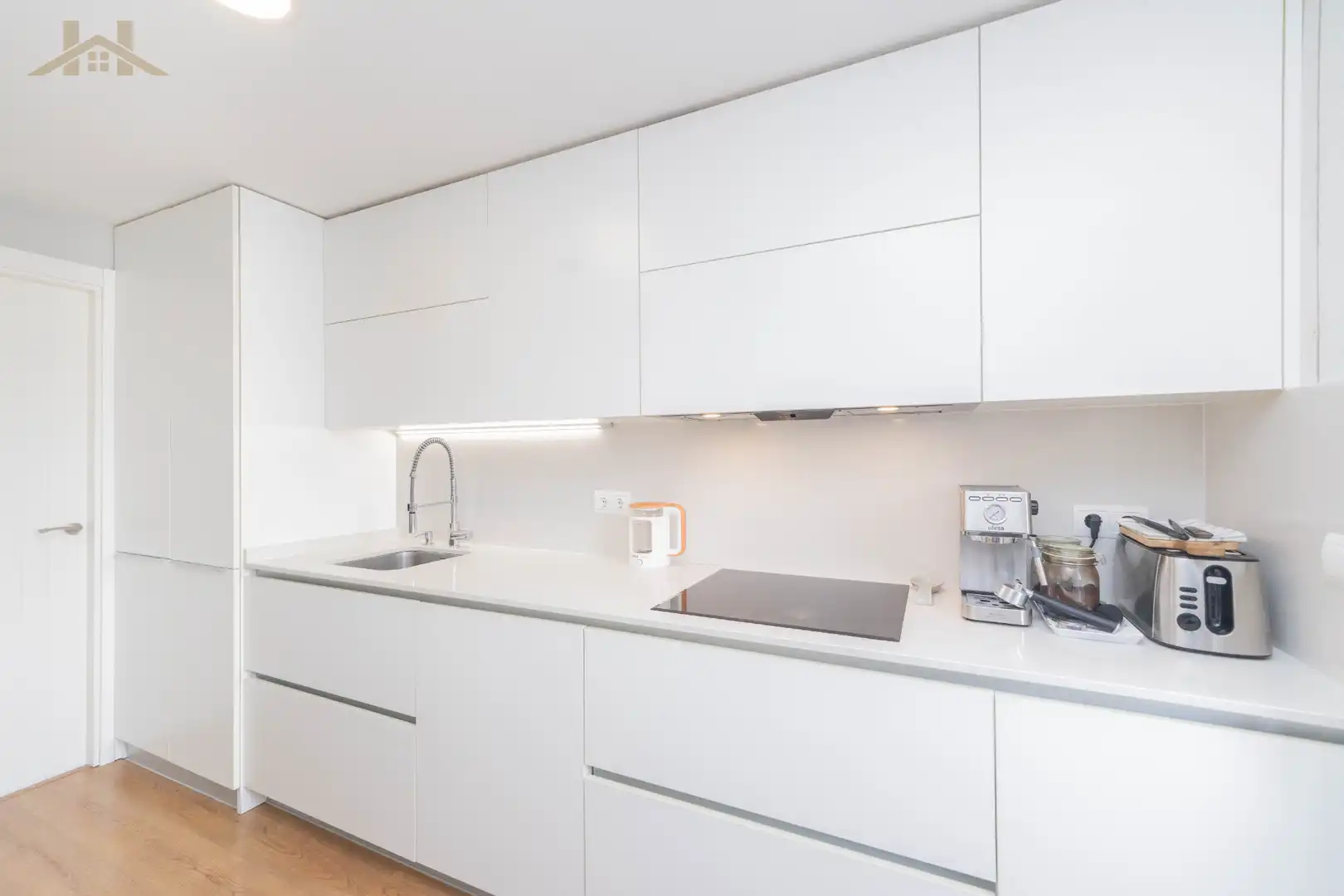 Küche von Wohnung zum Verkauf in Galapagar mit Klimaanlage, Heizung und Balkon
