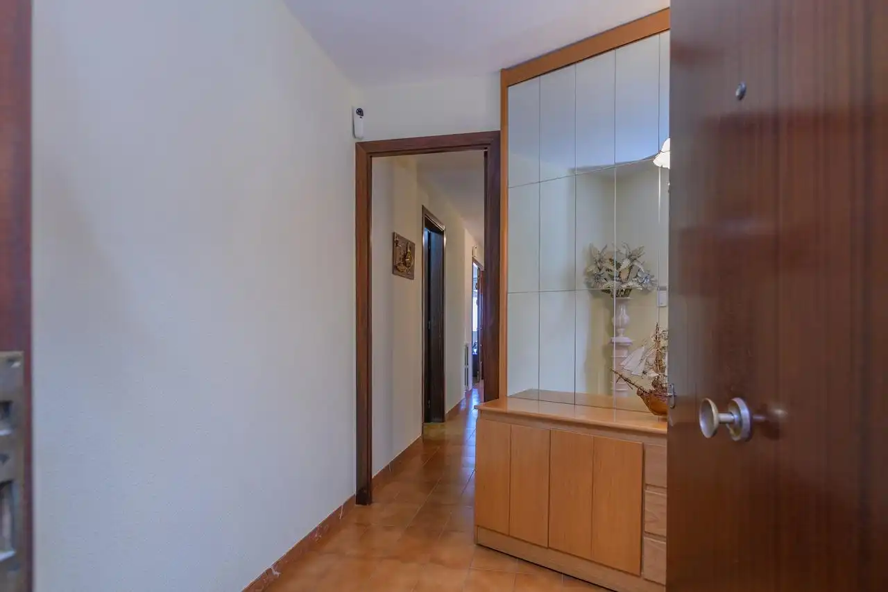 Wohnung zum Verkauf in Manresa mit Heizung, Abstellraum und Balkon