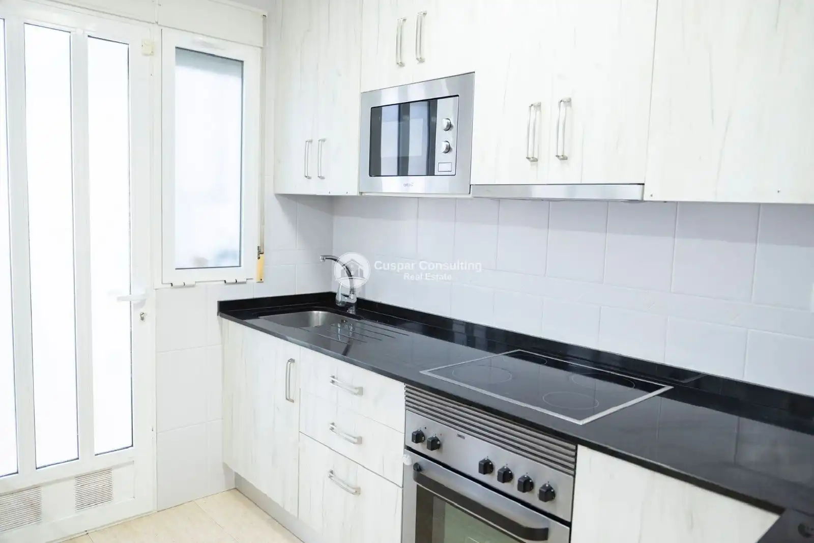 Casa a schiera con piscina in vendita a N/A, imagen 8