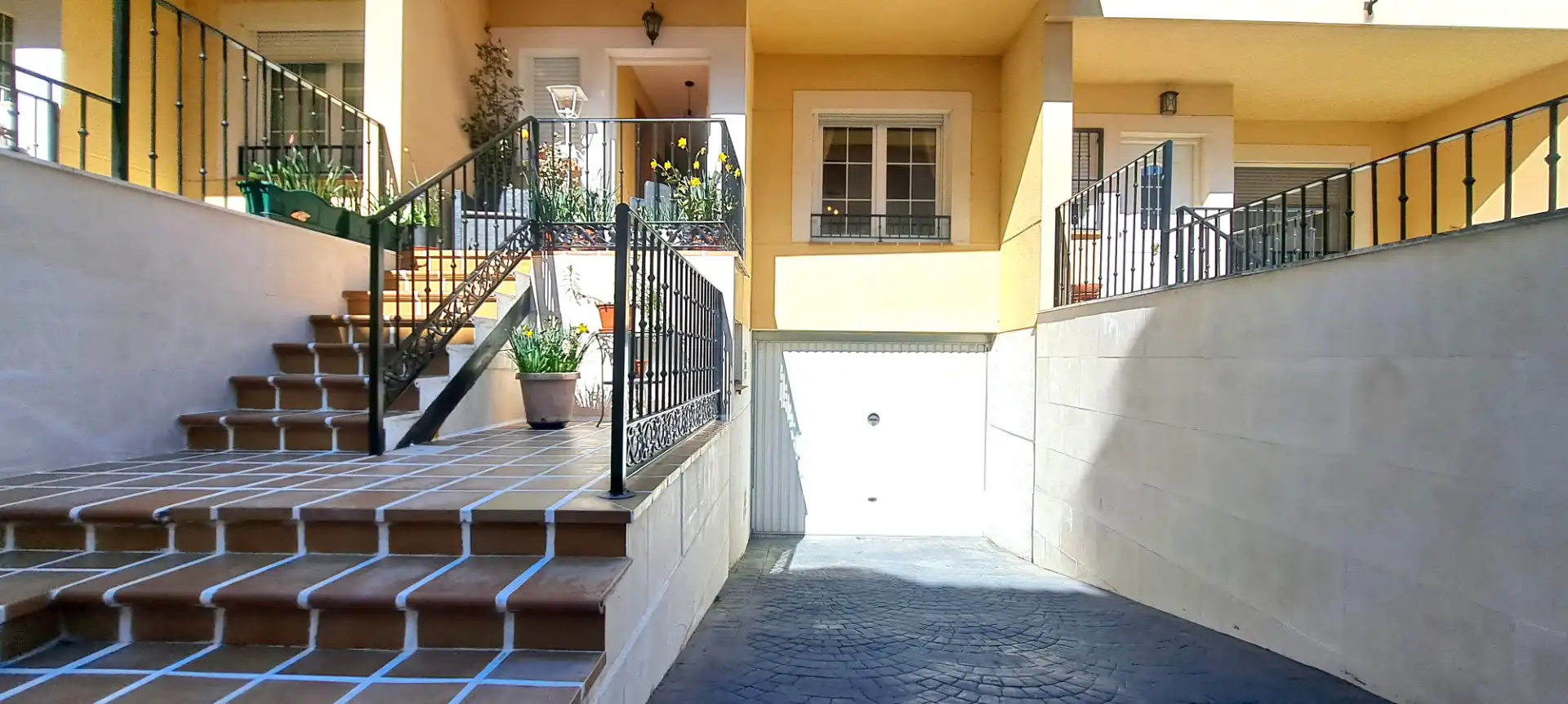 Exterior view of Detached homes for sale in Pedrezuela  with Heating and Terrace