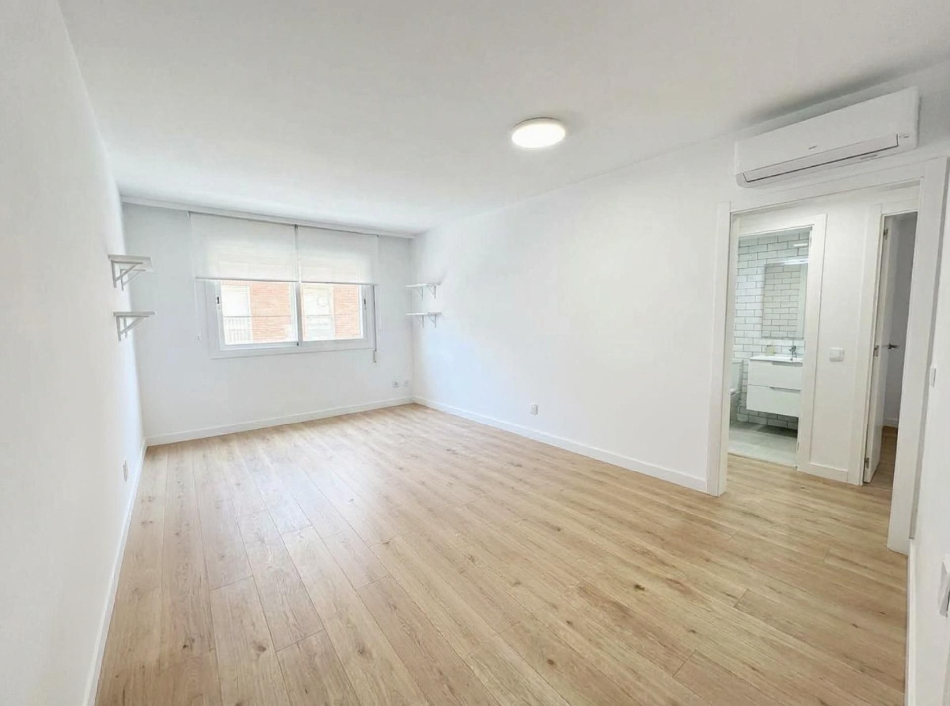 Flat for sale in  Passatge Llunàs, Sanfeliu, Centre - Sant Josep - Sanfeliu