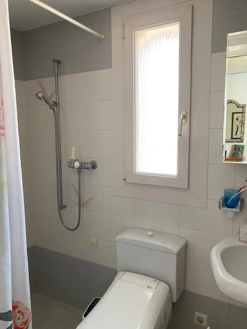 Bathroom of Houses for sale in Dénia  with Air Conditioner, Heating and Private garden