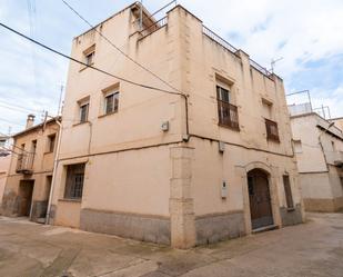Vista exterior de Casa o xalet en venda en Tortosa amb Terrassa, Traster i Moblat