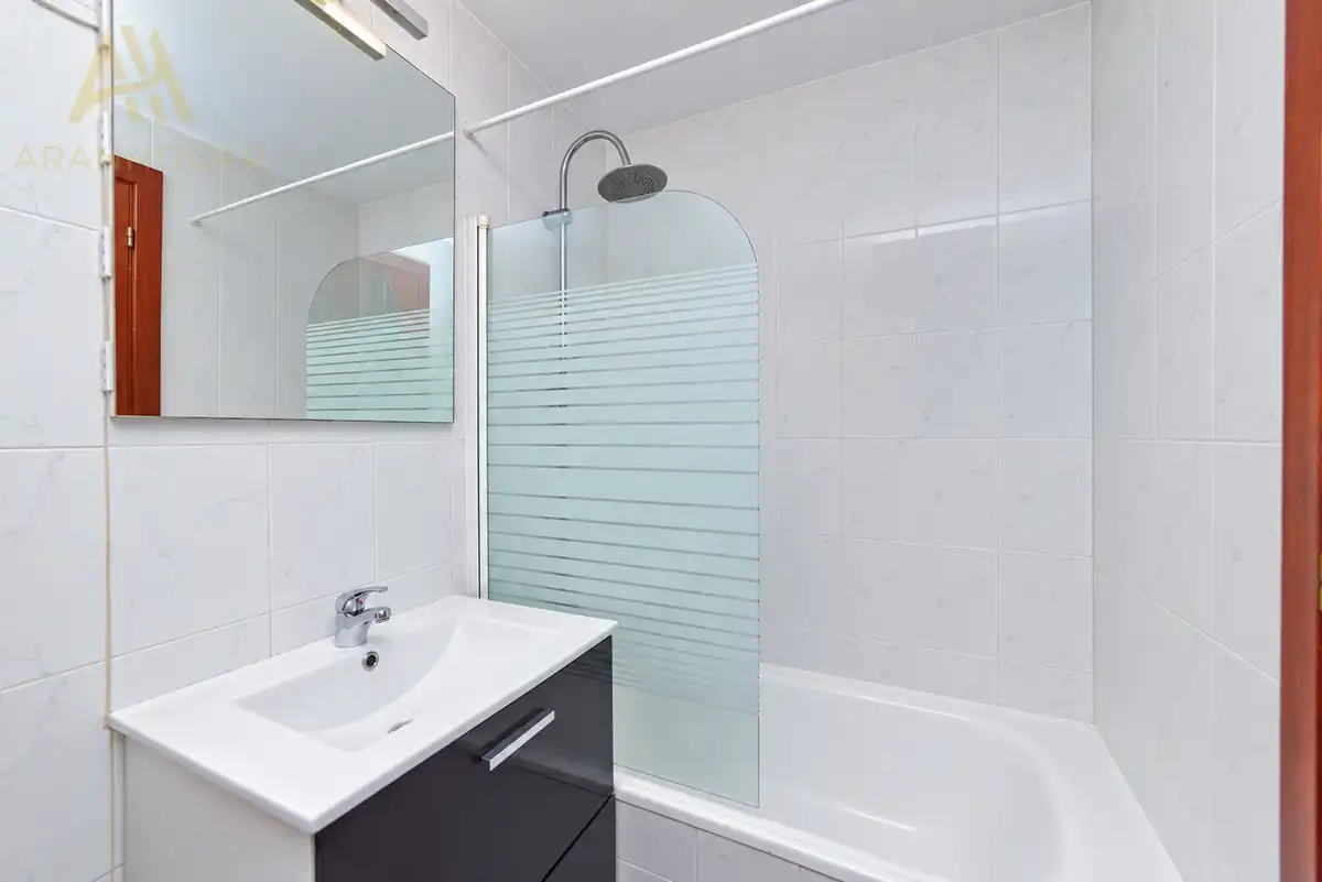 Bathroom of Flat for sale in Restón I - Restón II