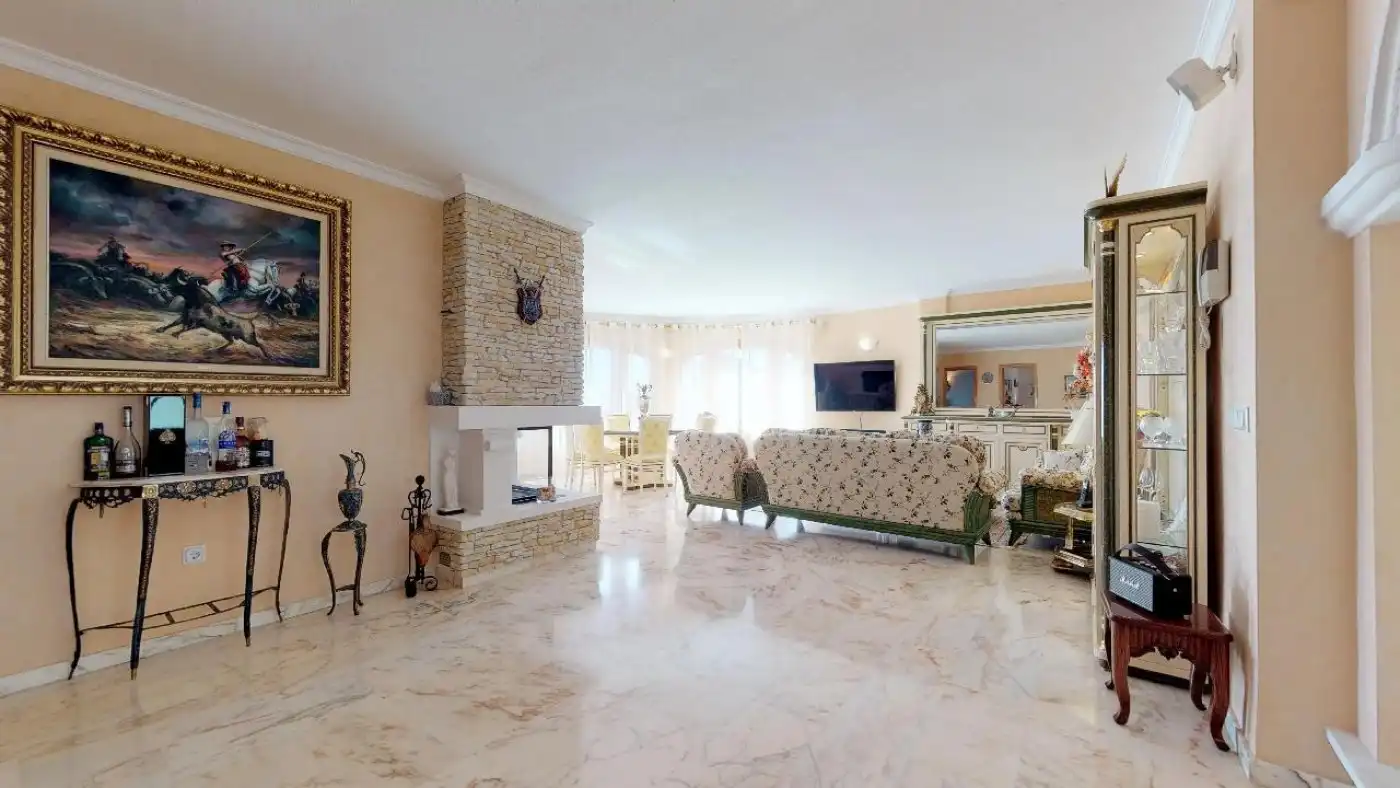 Detached house with terrace for sale in Maryvilla, imagen 13