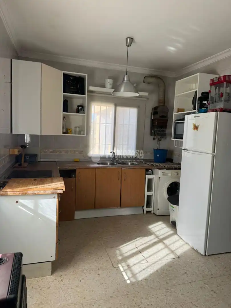 Küche von Country house zum Verkauf in El Puerto de Santa María mit Klimaanlage