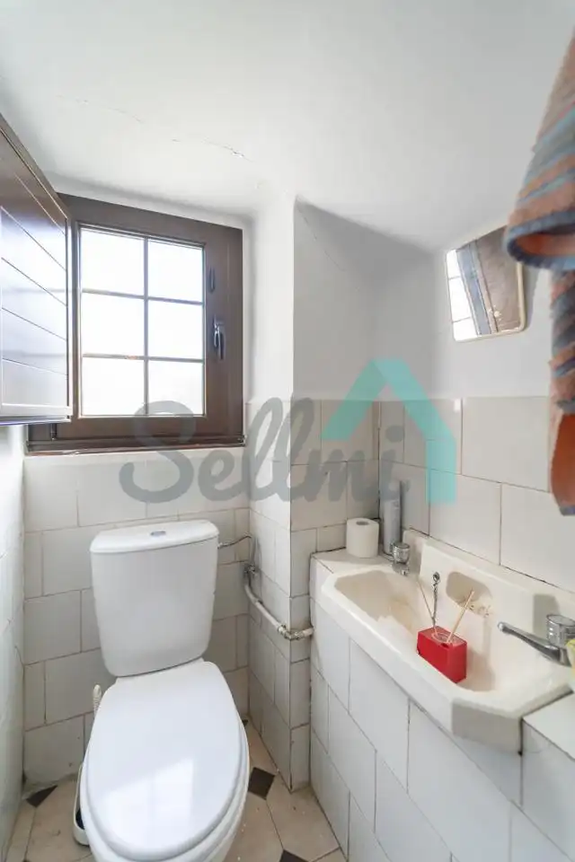 Baño de Casa o chalet en venta en Grado con Calefacción, Jardín privado y Parquet