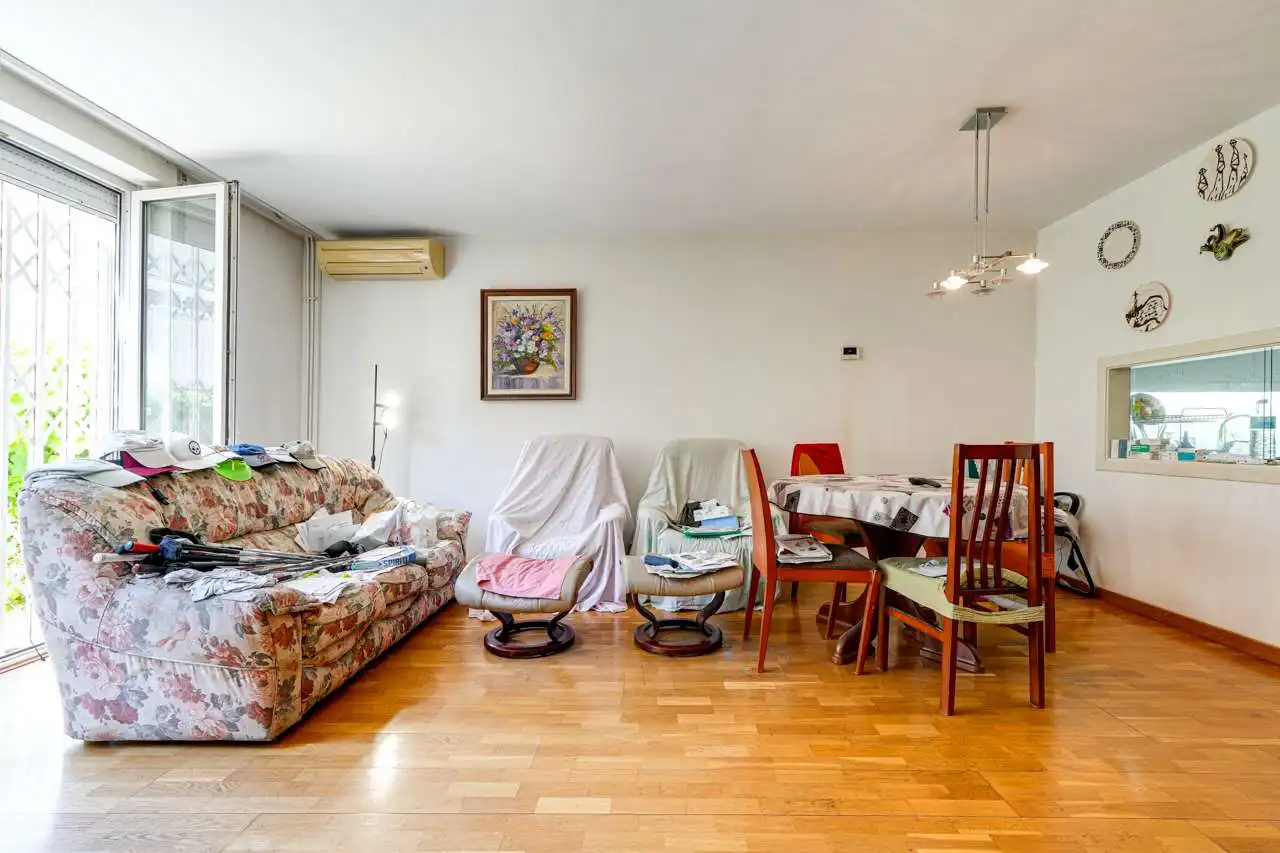 Living room of Detached homes for sale in Barcelona  with Air Conditioner, Heating and Terrace