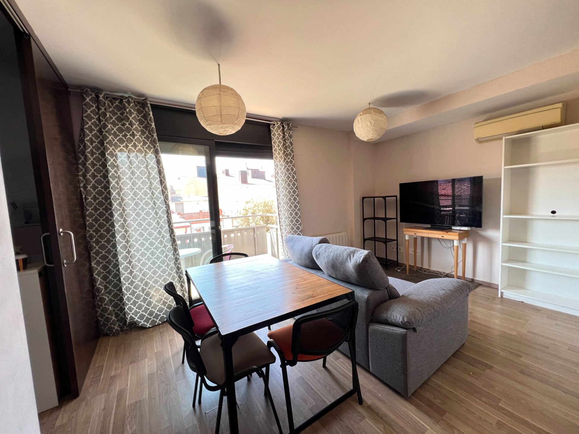 Sala d'estar de Pis en venda en Sabadell amb Aire condicionat, Calefacció i Parquet