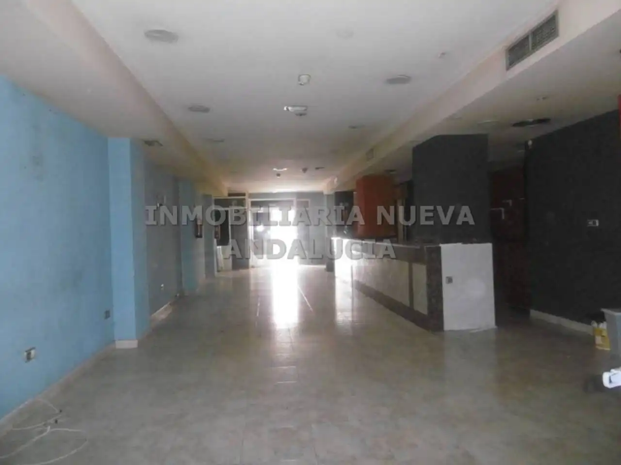 Local comercial de lloguer a San Luis