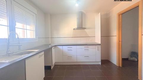 Foto 3 de Casa adosada en venta en Pioz, Guadalajara