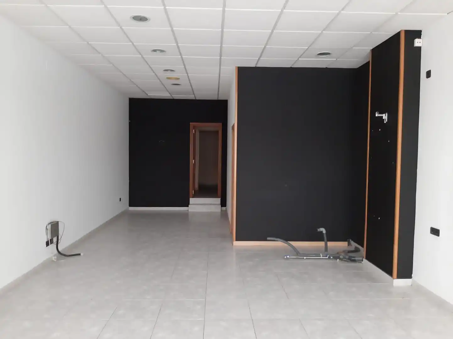 Business premises for sale in San Juan, imagen 2