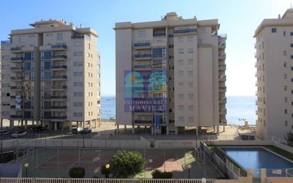 Vista exterior de Pis en venda en La Manga del Mar Menor amb Aire condicionat i Terrassa