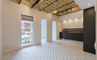 Kitchen of Flat for sale in  Barcelona Capital  with Air Conditioner, Heating and Balcony