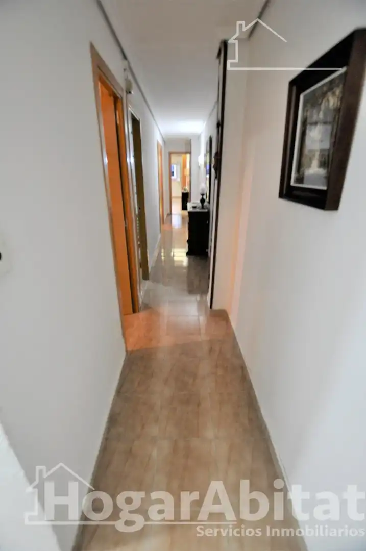 Flat for sale in Valencia  with Air Conditioner and Heating