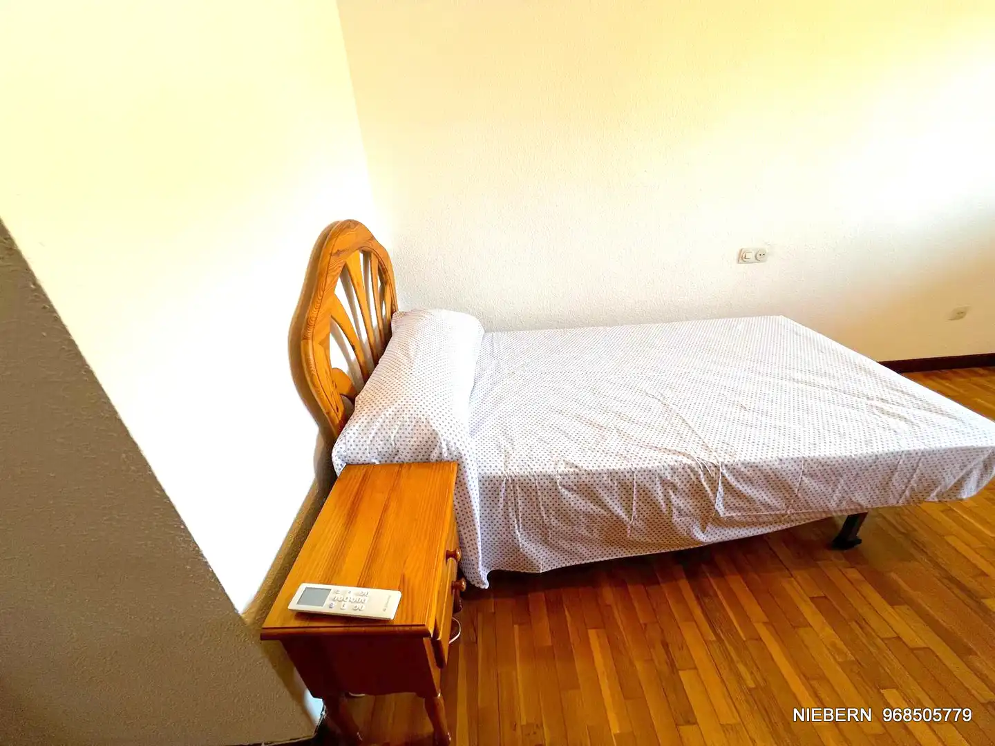 Appartamento con terrazza in affitto a Calle Doctor Luis Calandre 18, imagen 57