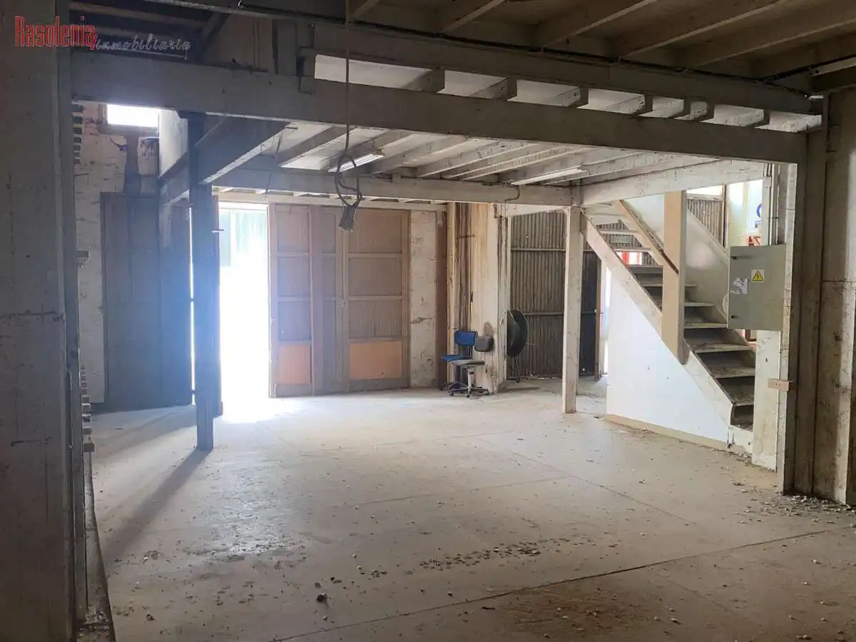 Business premises for sale in De la Merced SN, imagen 16
