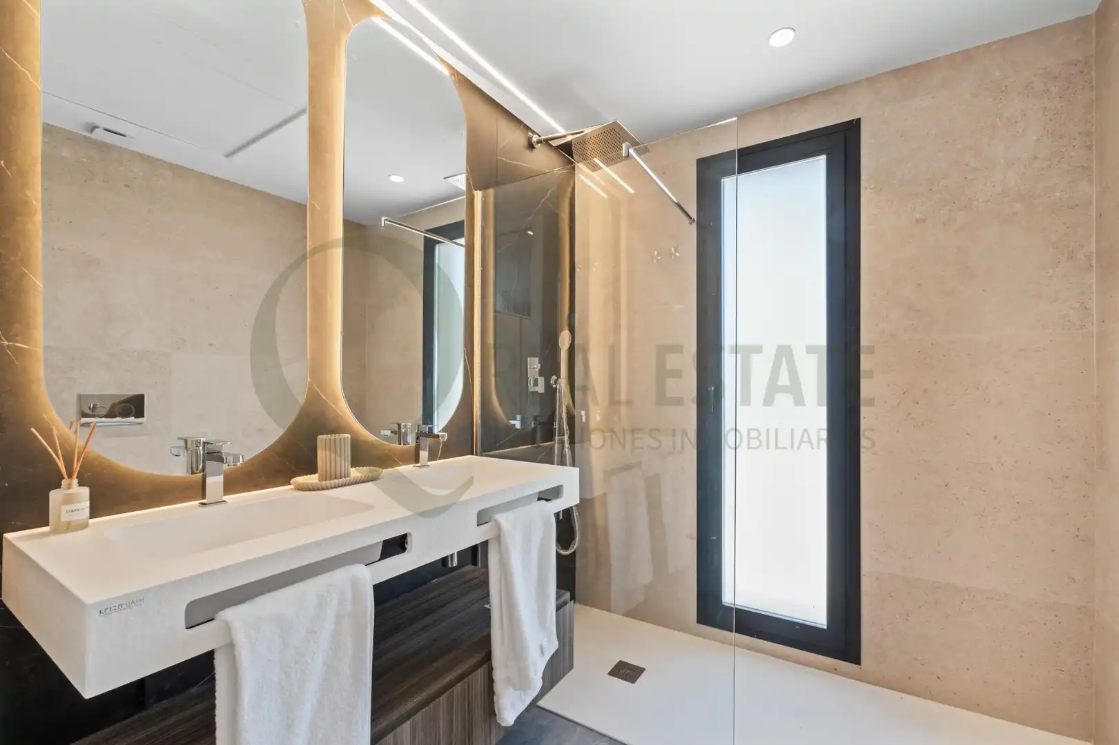Baño de Casa o chalet en venta en Benidorm con Aire acondicionado, Calefacción y Jardín privado