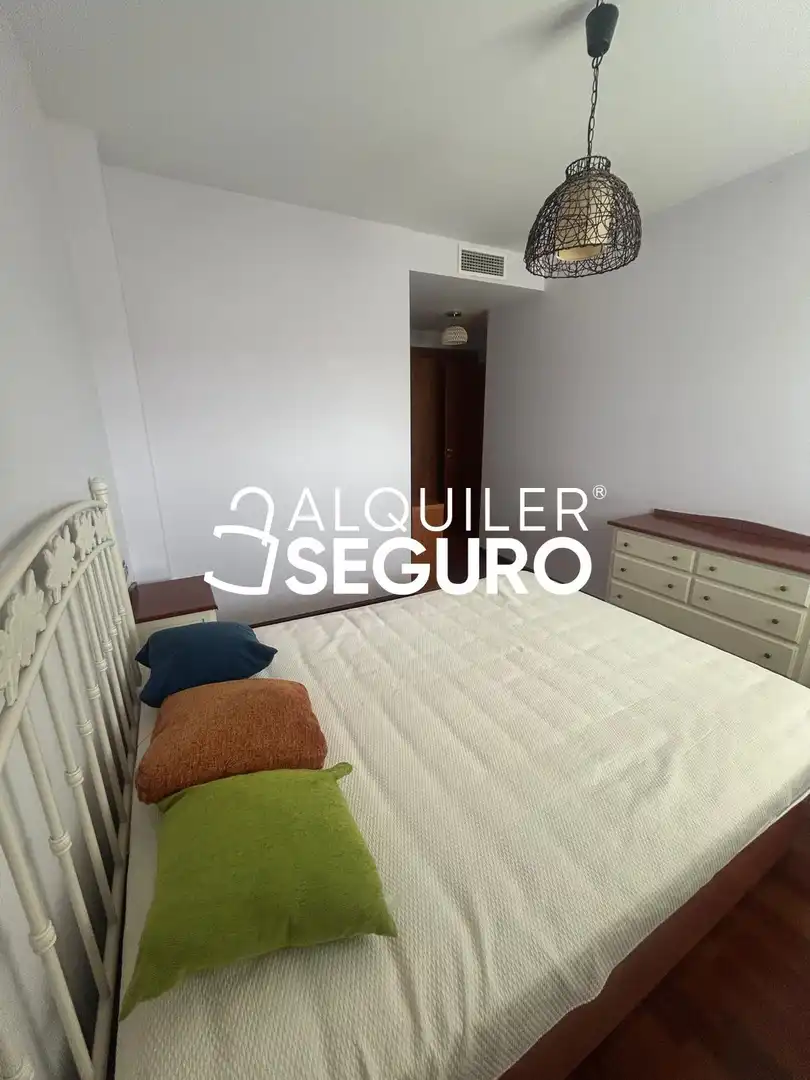 Flat with pool to rent in Catedratica Asun. Linares, imagen 12