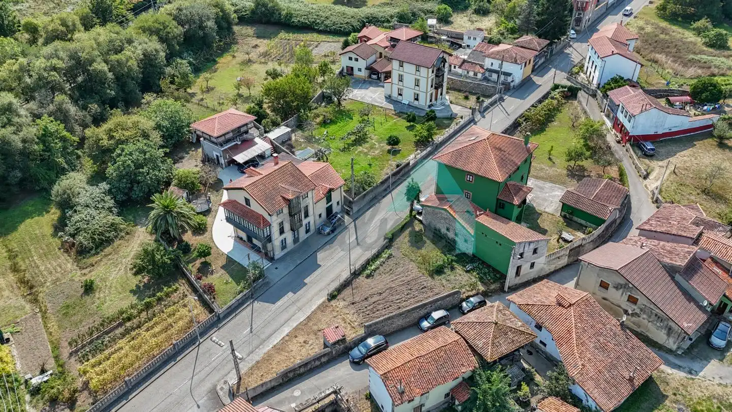 Exterior view of Houses for sale in Pravia  with Heating, Private garden and Parquet flooring