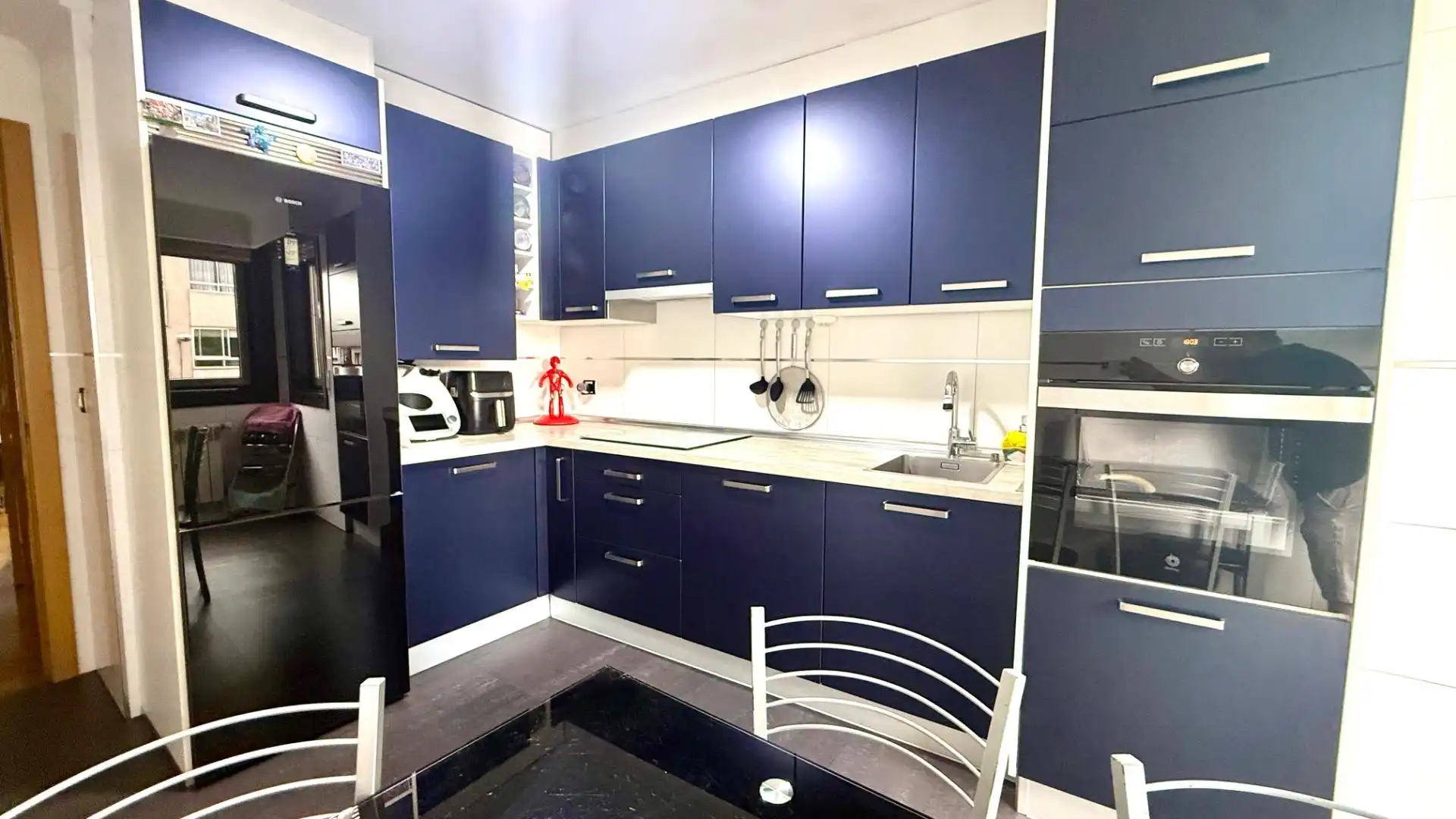 Cocina de Piso de alquiler en Ourense Capital  con Calefacción y Trastero