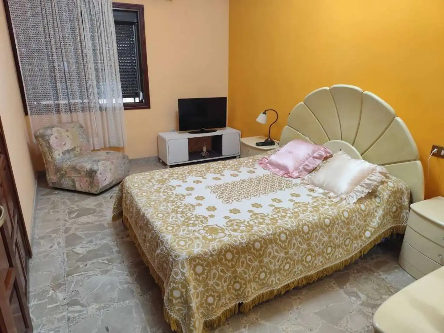 Dormitori de Casa o xalet en venda en Ofra - Costa Sur