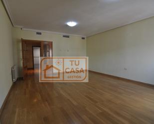 Flat for sale in Cáceres Capital  with Air Conditioner, Terrace and Balcony