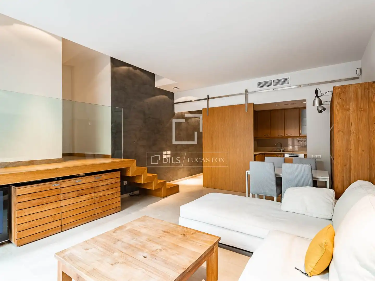 Sala de estar de Piso de alquiler en Barcelona con Aire acondicionado, Calefacción y Parquet