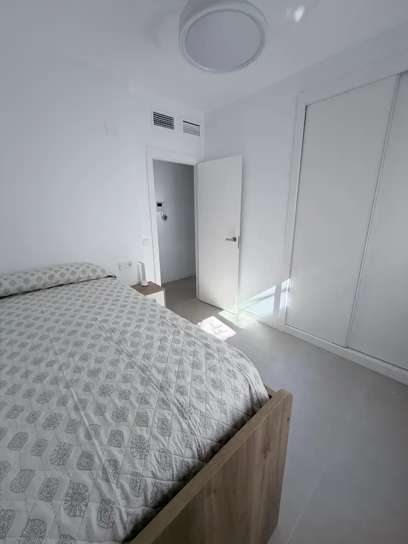 Schlafzimmer von Wohnung zur Miete in Vélez-Málaga mit Terrasse und Schwimmbad