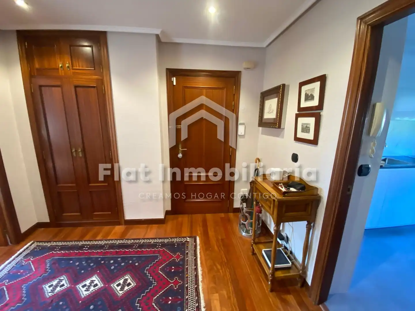 Piso en venta en Castro-Urdiales con Calefacción, Parquet y Terraza