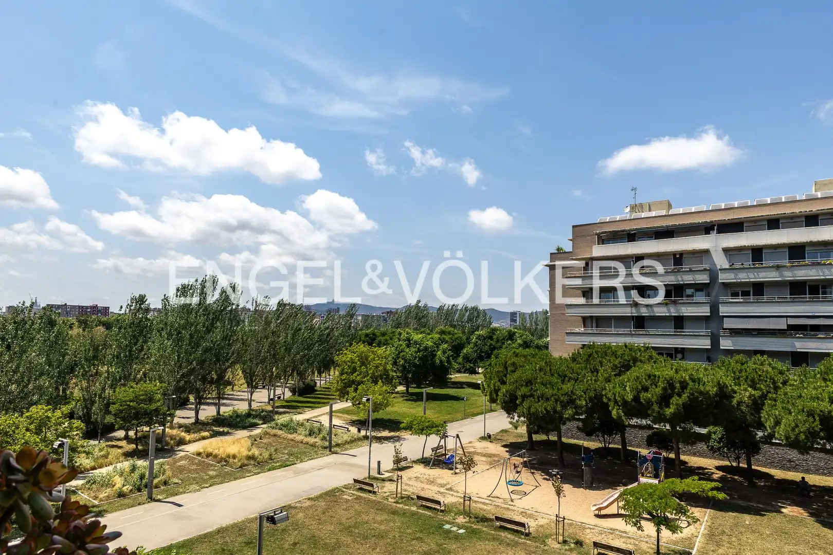 Exterior view of Flat for sale in Sant Adrià de Besòs  with Air Conditioner, Heating and Parquet flooring
