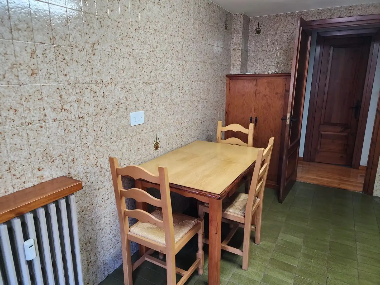 Dining room of Flat for sale in Jaca  with Terrace, Storage room and Furnished