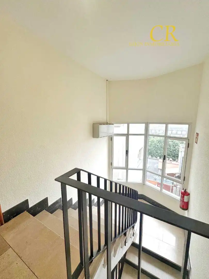 Terraza de Ático en venta en Gijón  con Calefacción, Amueblado y Horno