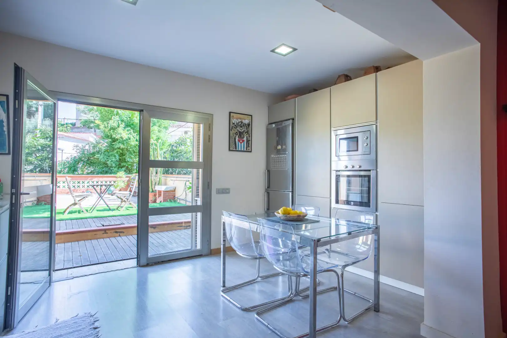 Cocina de Casa o chalet en venta en Sant Just Desvern con Aire acondicionado, Calefacción y Jardín privado