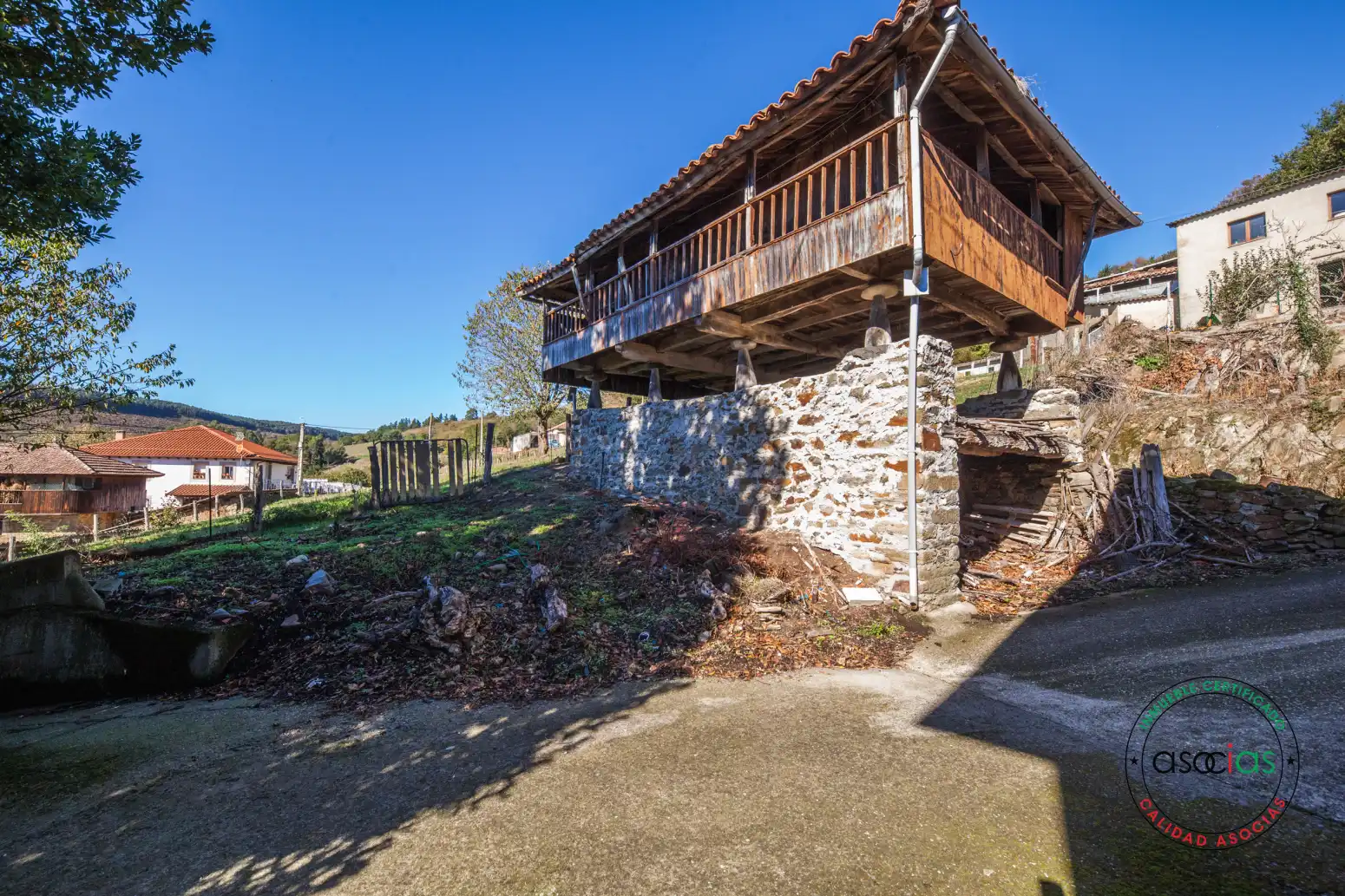 Vista exterior de Casa o chalet en venta en Tineo con Calefacción, Jardín privado y Terraza