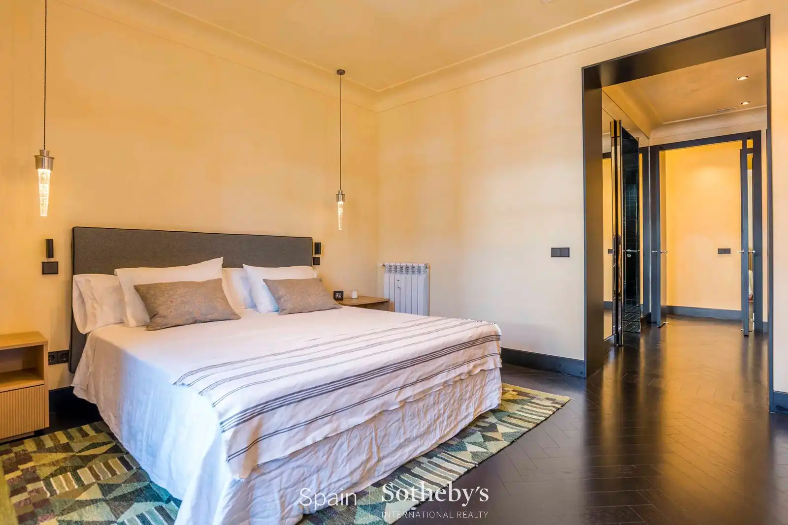Dormitori de Apartament en venda en Madrid amb Aire condicionat i Calefacció