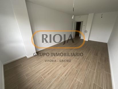 Bedroom of Flat for sale in Vitoria - Gasteiz  with Terrace