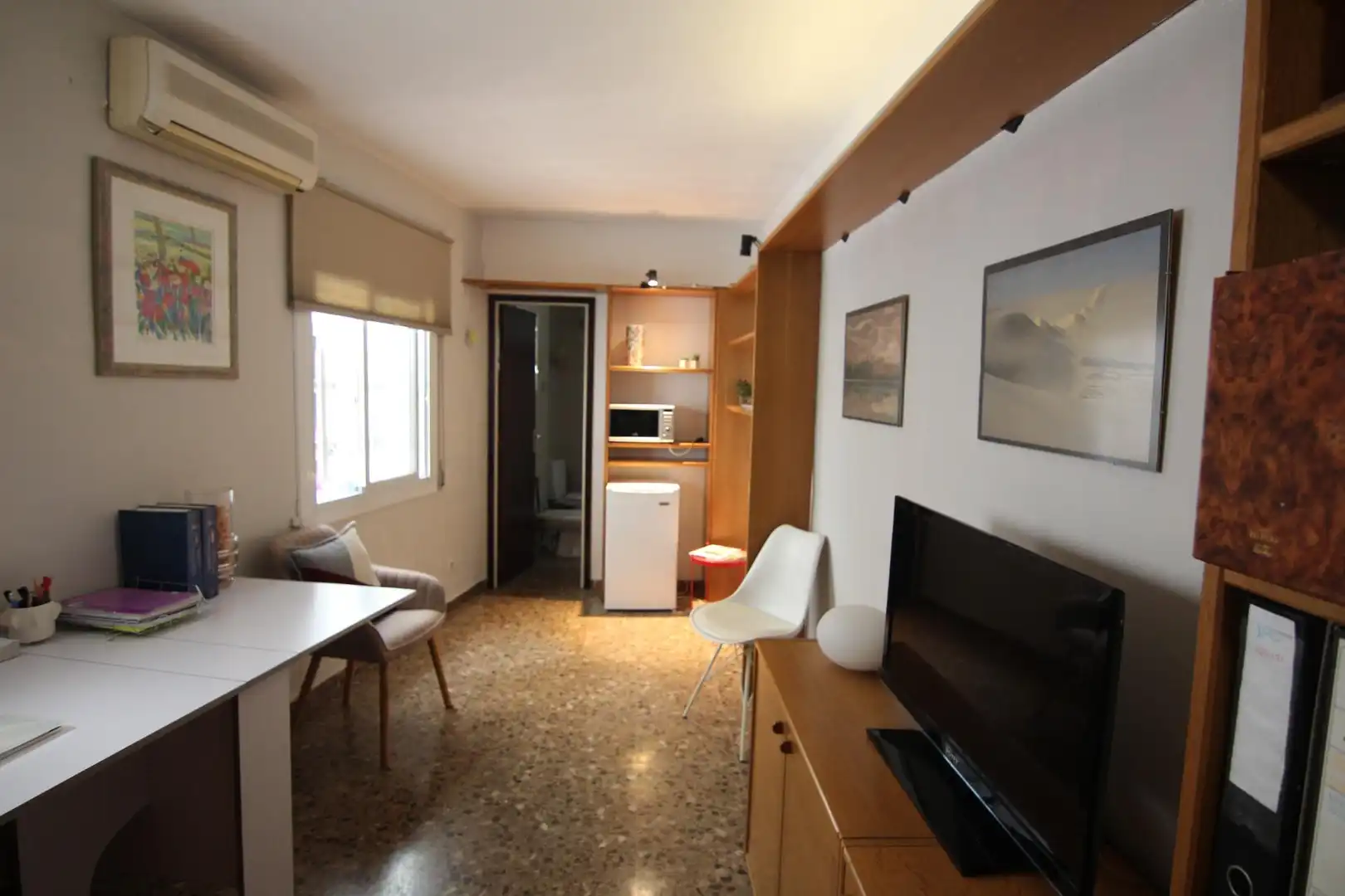 Sala de estar de Estudio en venta en Barcelona con Terraza