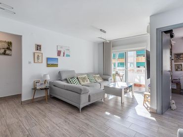 Piso con ascensor en venta en Carretera de Málaga 80