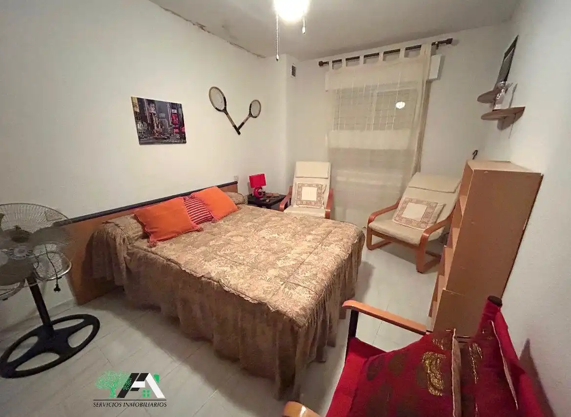 Dormitori de Casa o xalet en venda en Ibros amb Balcó