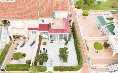 Jardí de Casa adosada en venda en Orihuela amb Aire condicionat, Jardí privat i Moblat